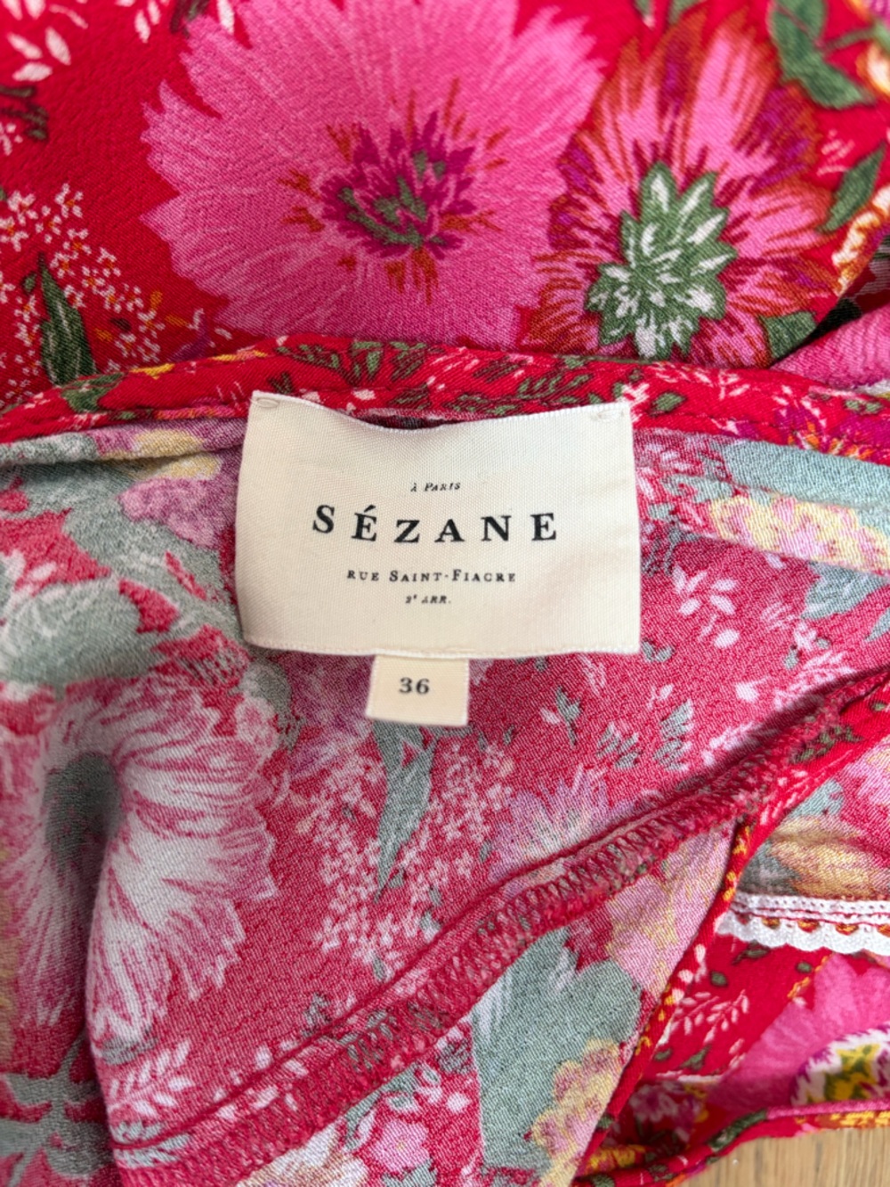 Sezane Manette Floral Blouse Ruffle Open Back Top V Neck Red Pink Size Small - Picture 3 of 14